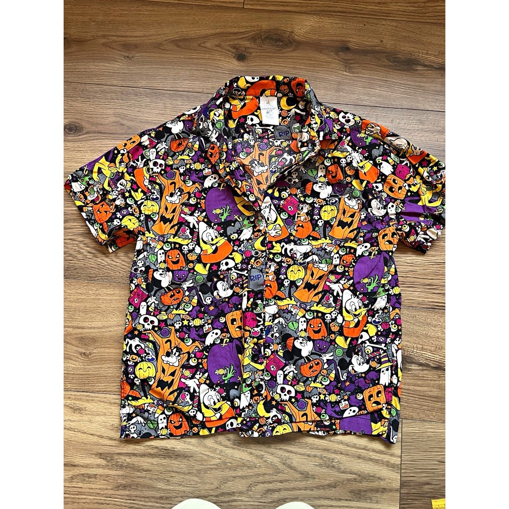 Disney Parks Adults XS Mickey & Friends Spooky Halloween Button Up Shirt